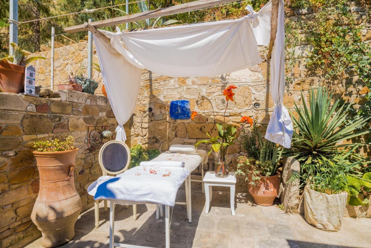 Anastasia Studios Akrotiri  ภายนอก รูปภาพ